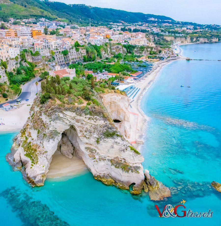 Costa degli Dei: il viaggio tra mare cristallino, borghi e tramonti che racconta la Calabria più autentica
